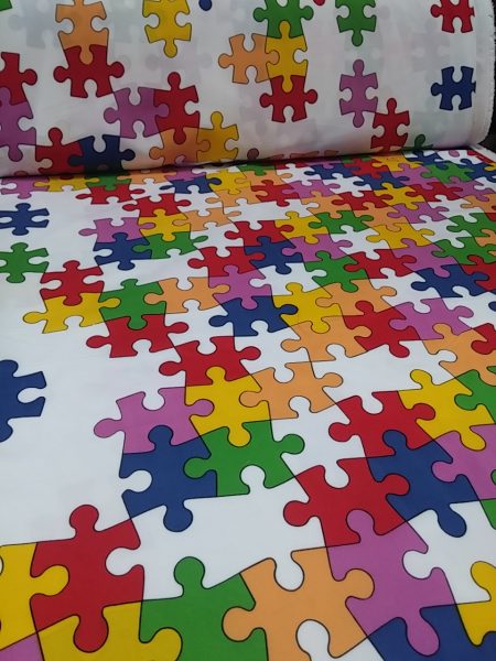 ύφασμα για κουρτίνα με πολύχρωμα puzzle πάζλ