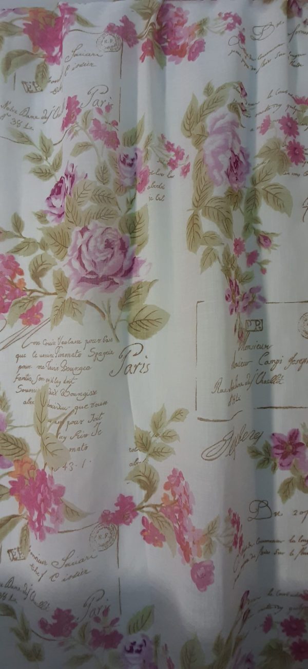 κουρτίνα γάζα ρομαντική λευκή λουλούδια ρόζ μώβ λιλά και γράμματα σχέδιο Παρίσι