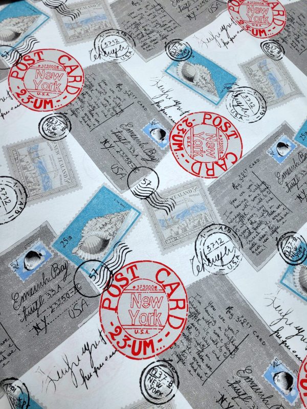 ύφασμα με το μέτρο γραμματόσημα με θαλασσινό ταξιδιωτικό θέμα κοχύλια μπέζ σε τυρκουάζ φοντο και γράμματα και σφραγίδα κόκκινη